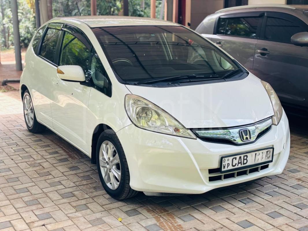 Advertisement image 3