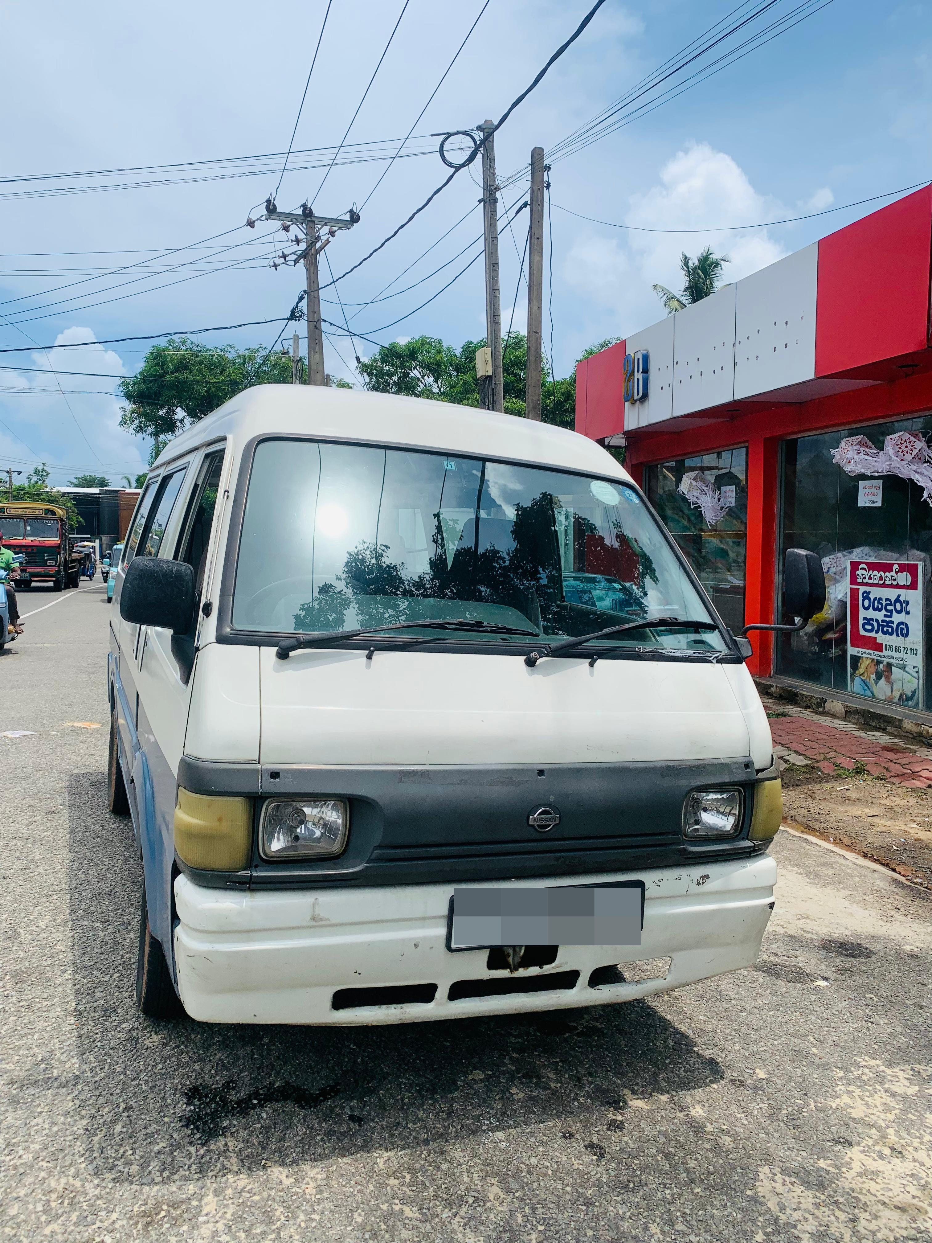 Mazda Bongo 1994 - Reconditioned Van sale in Sri Lanka - patpat.lk