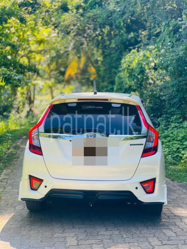 Honda Fit 2014 - பயன்படுத்தப்பட்டது கார் sale in Sri Lanka - patpat.lk