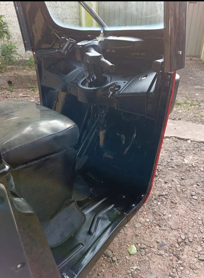 TVS King 2014 - பயன்படுத்தப்பட்டது முச்சக்கர வண்டி sale in Sri Lanka - patpat.lk