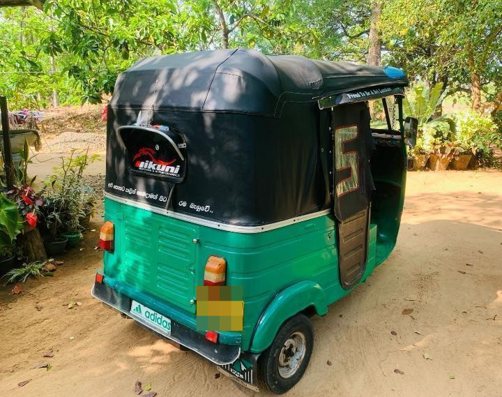 Bajaj 2 stroke 2009 - பயன்படுத்தப்பட்டது முச்சக்கர வண்டி sale in Sri Lanka - patpat.lk