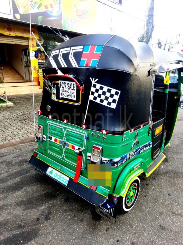 Bajaj Three Wheel 2015 - பயன்படுத்தப்பட்டது முச்சக்கர வண்டி sale in Sri Lanka - patpat.lk