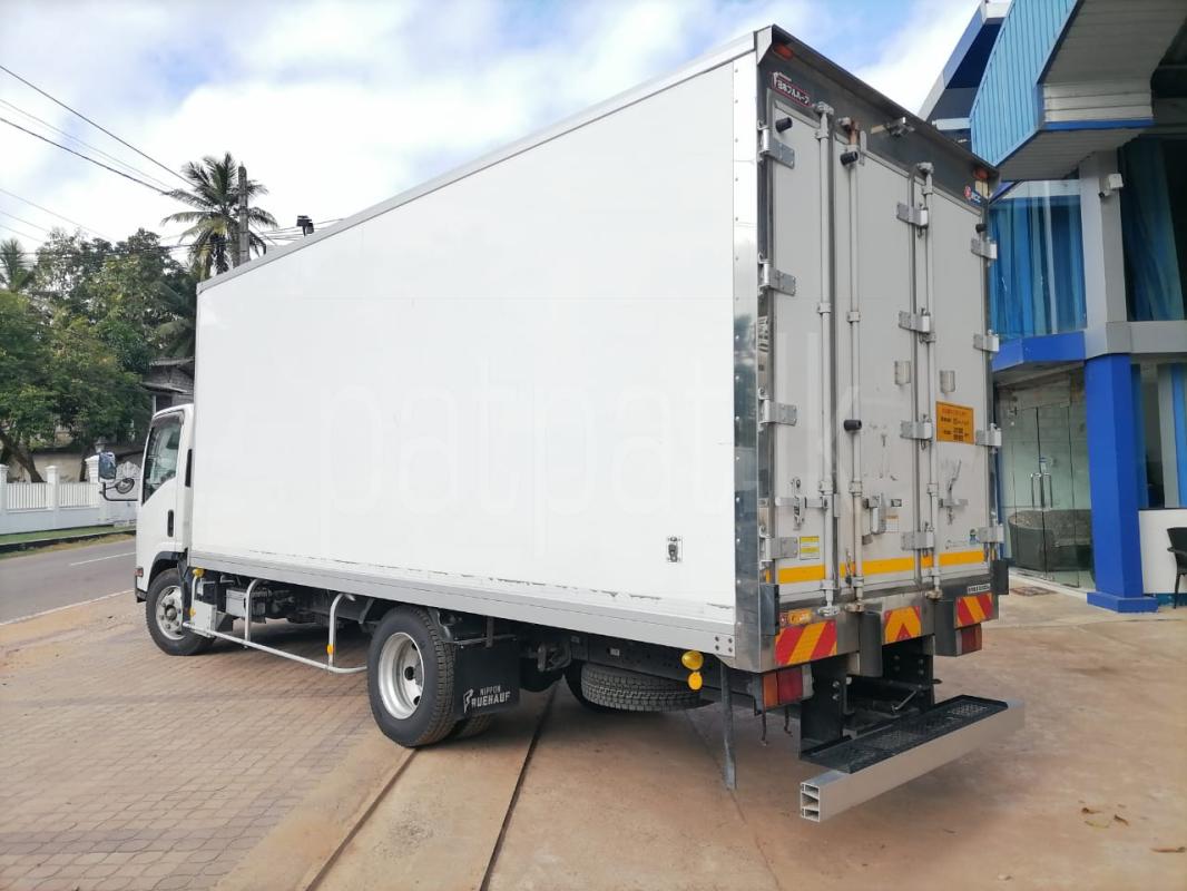 Advertisement image 3