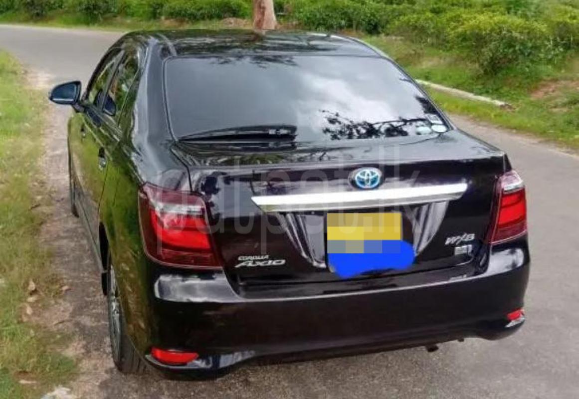 Toyota Axio 2017 - Used Car sale in Sri Lanka - patpat.lk