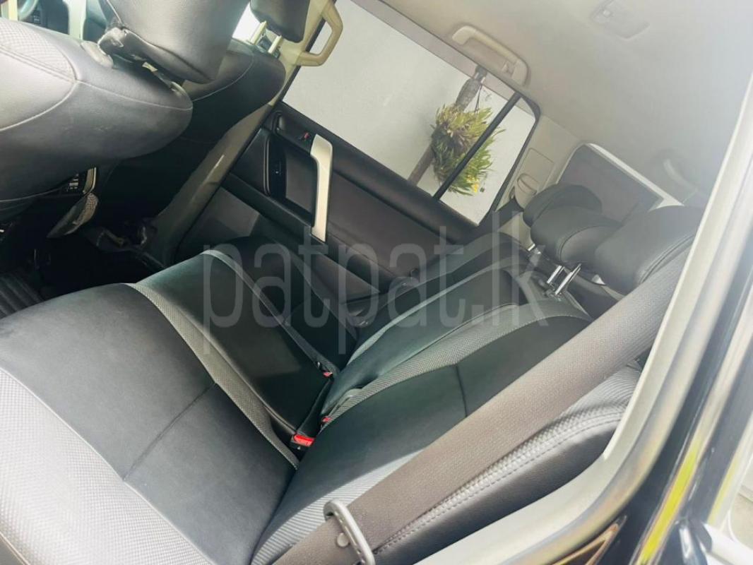 Toyota Land Cruiser Prado 2011 - භාවිතා කරන ලද SUV රථය sale in Sri Lanka - patpat.lk