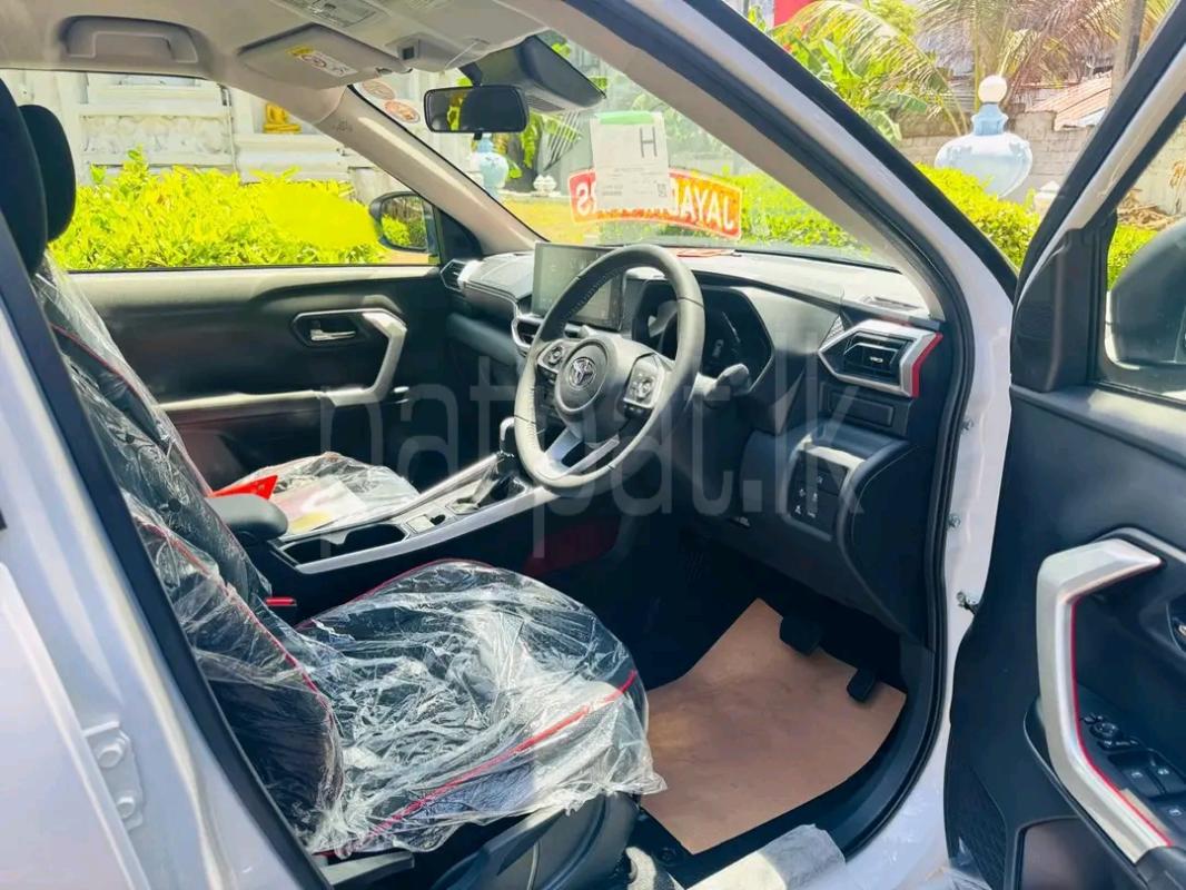 Advertisement image 3