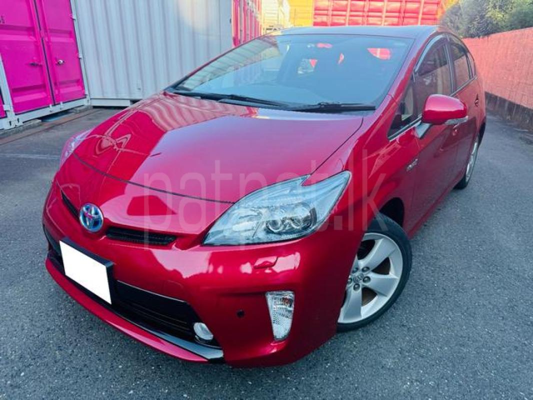 Toyota Prius 2012 - Used Car sale in Sri Lanka - patpat.lk