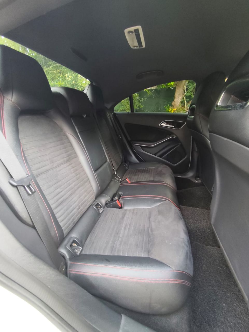 Mercedes Benz CLA180 2018 - பயன்படுத்தப்பட்டது கார் sale in Sri Lanka - patpat.lk