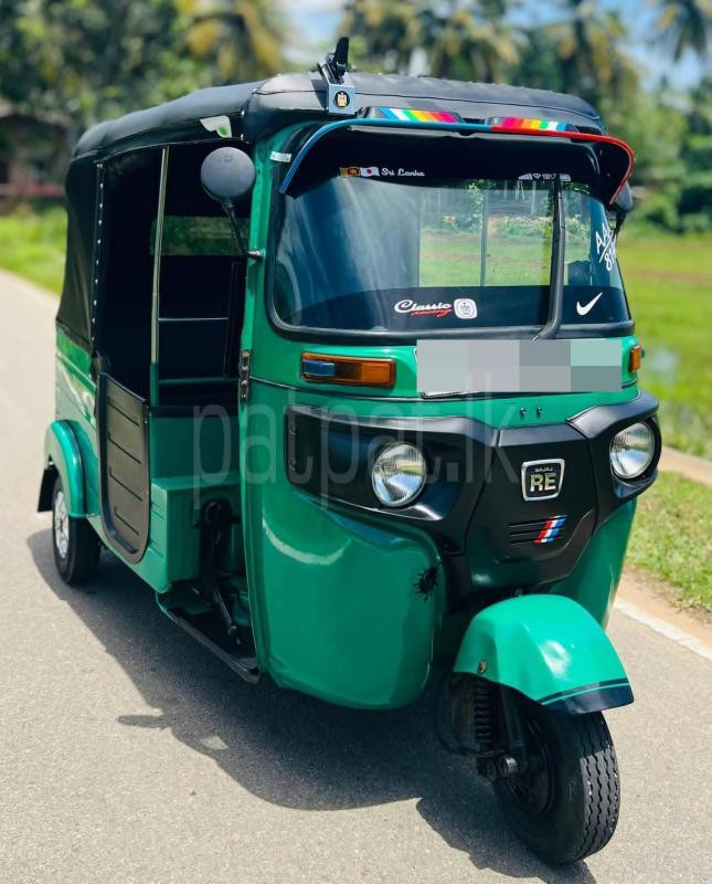 Bajaj Three Wheel 2015 - பயன்படுத்தப்பட்டது முச்சக்கர வண்டி sale in Sri Lanka - patpat.lk