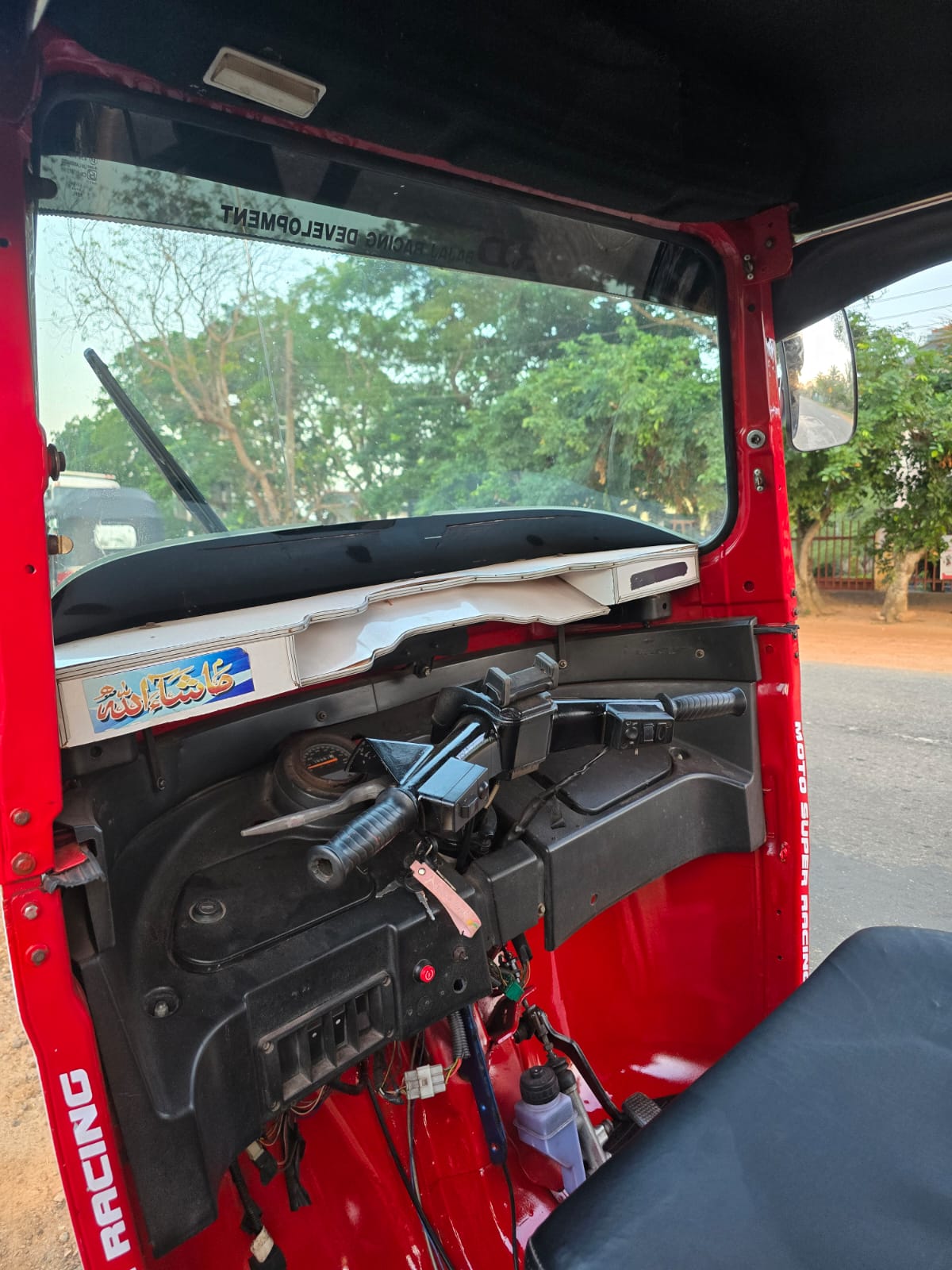 Bajaj Three Wheel 2016 - Used Three wheeler sale in Sri Lanka - patpat.lk