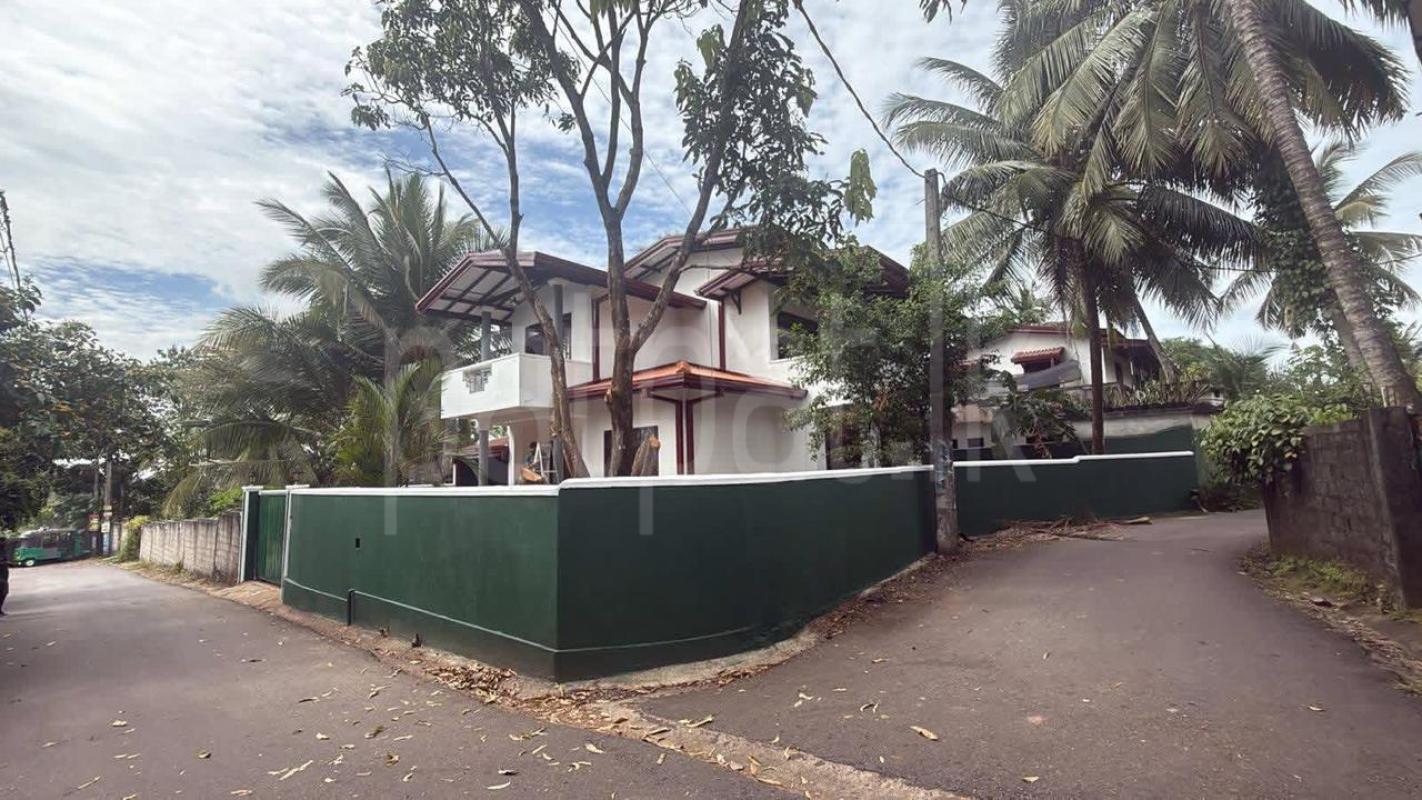 House for Sale in Kaduwela