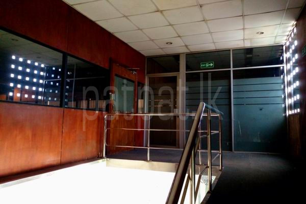 Advertisement image 2