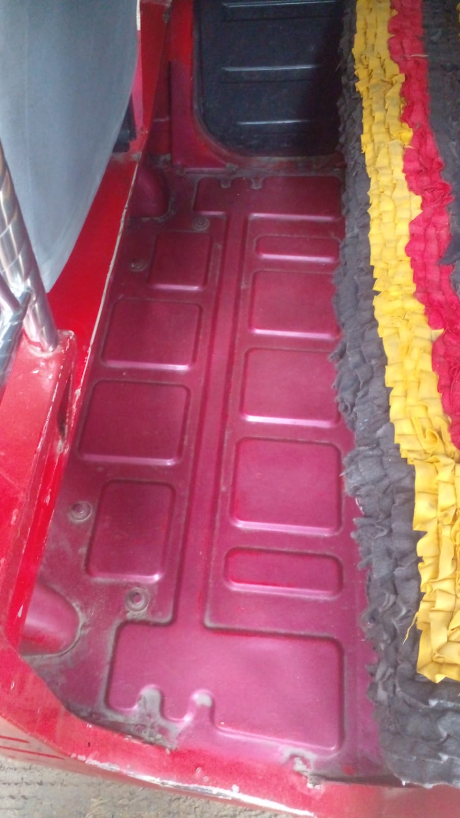 Bajaj Three Wheel 2012 - பயன்படுத்தப்பட்டது முச்சக்கர வண்டி sale in Sri Lanka - patpat.lk