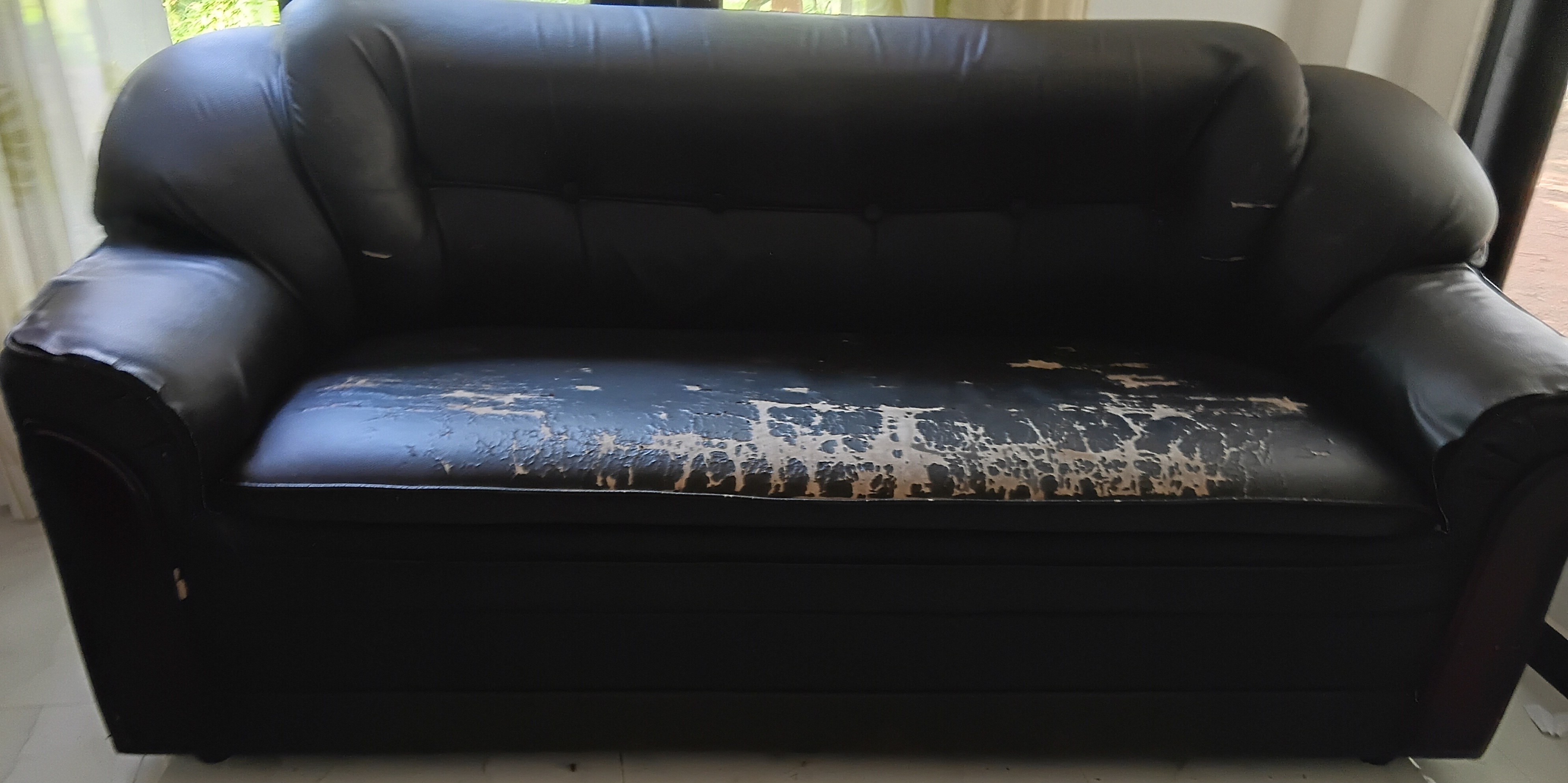 Arpico sofa set for sale