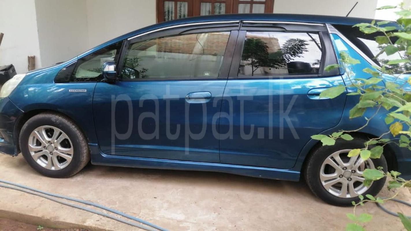 Honda Fit 2013 - பயன்படுத்தப்பட்டது கார் sale in Sri Lanka - patpat.lk