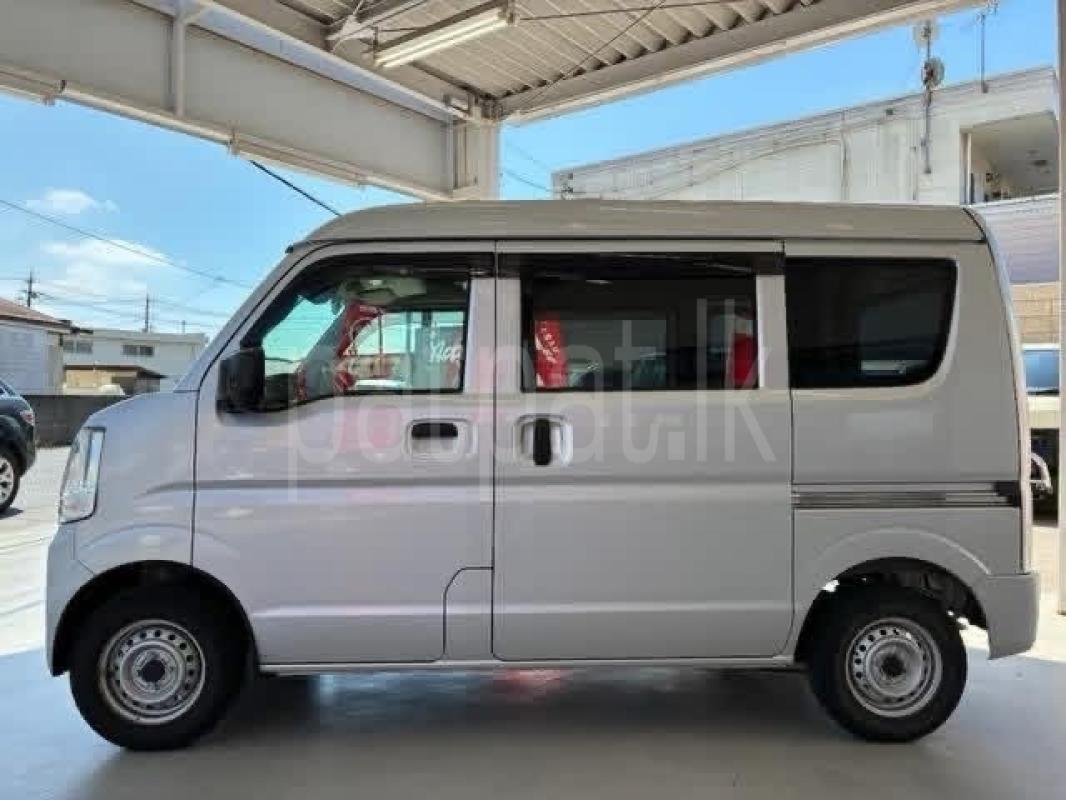 Advertisement image 1