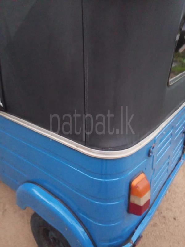 Bajaj 4 stroke 2012 - பயன்படுத்தப்பட்டது முச்சக்கர வண்டி sale in Sri Lanka - patpat.lk