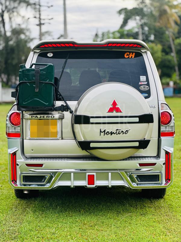 Mitsubishi Montero 2003 - பயன்படுத்தப்பட்டது SUV sale in Sri Lanka - patpat.lk