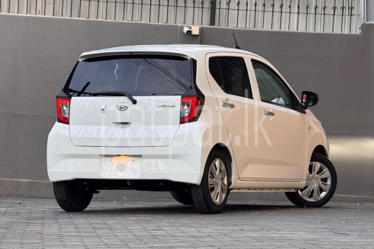 Advertisement image 6