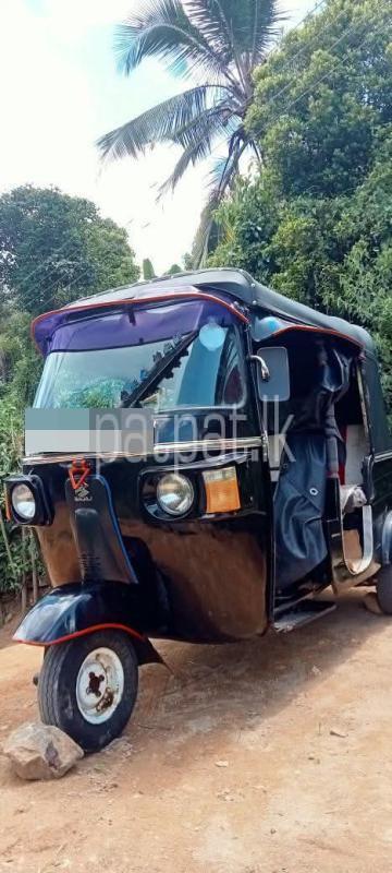 Bajaj Three Wheel 2011 - භාවිතා කරන ලද ත්‍රිරෝද රථය sale in Sri Lanka - patpat.lk