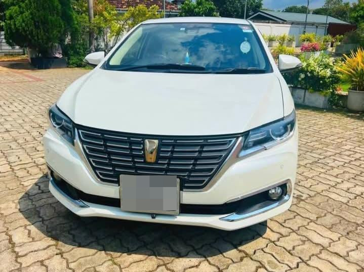 Toyota Premio 2018
