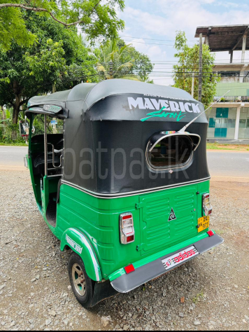 Bajaj Three Wheel 2016 - பயன்படுத்தப்பட்டது முச்சக்கர வண்டி sale in Sri Lanka - patpat.lk