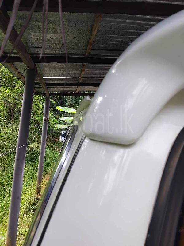 Toyota Hiace 2000 - பயன்படுத்தப்பட்டது வேன் sale in Sri Lanka - patpat.lk