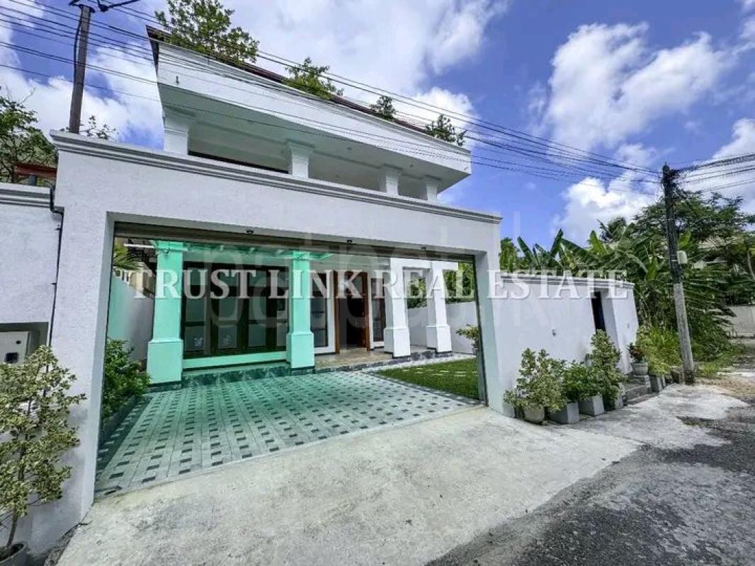 Advertisement image 5