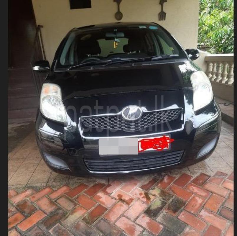 Toyota Vitz 2009 - பயன்படுத்தப்பட்டது கார் sale in Sri Lanka - patpat.lk