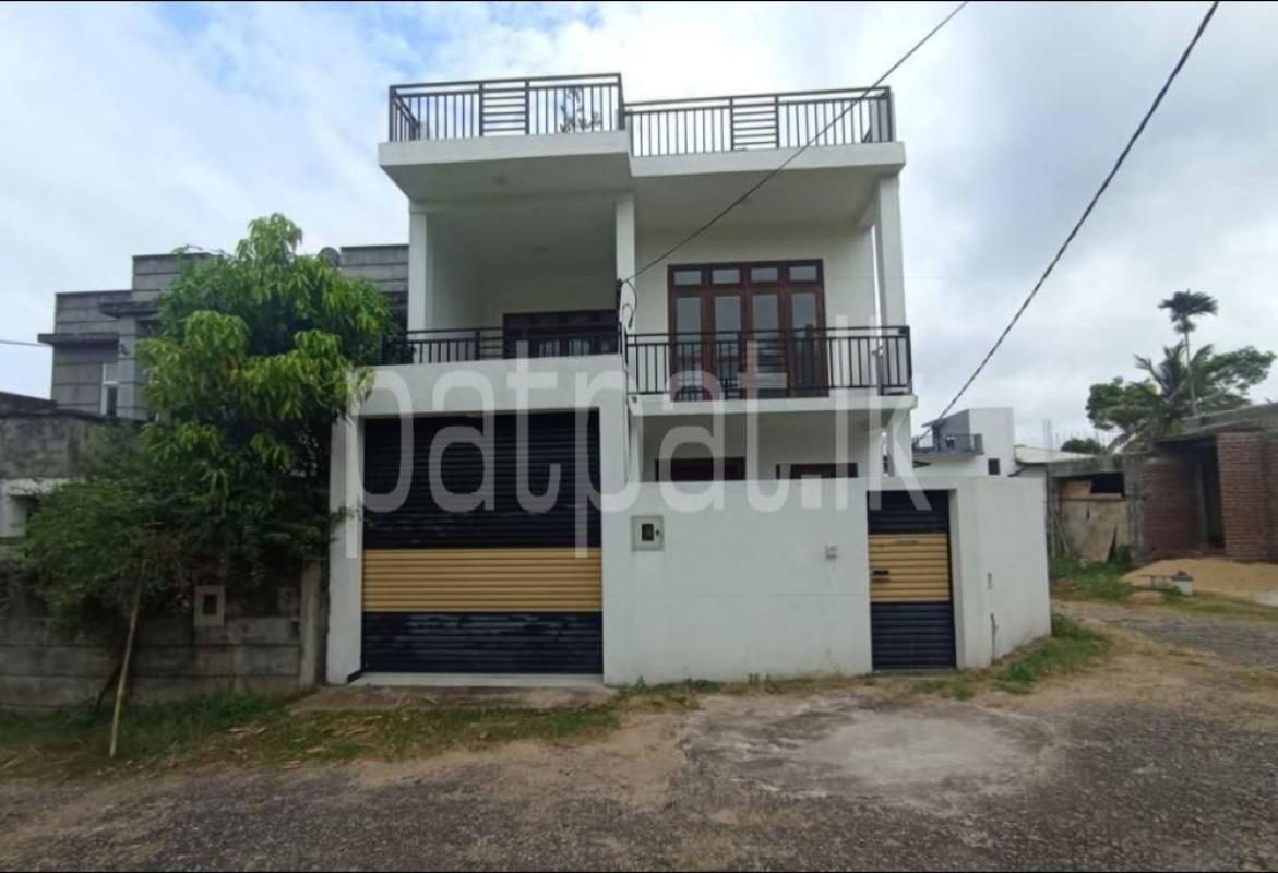 Advertisement image 1