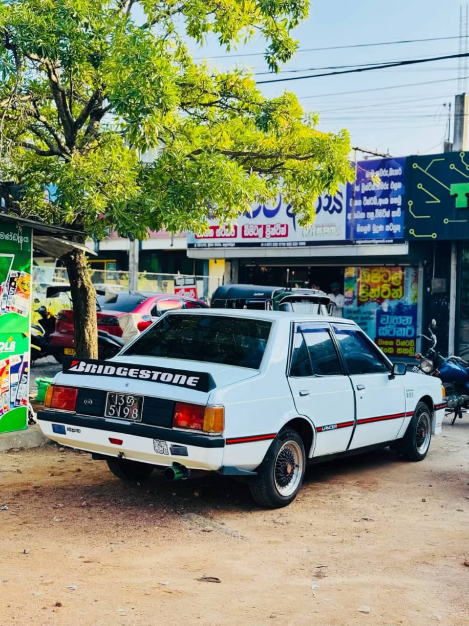 Mitsubishi Lancer 1981 - பயன்படுத்தப்பட்டது கார் sale in Sri Lanka - patpat.lk