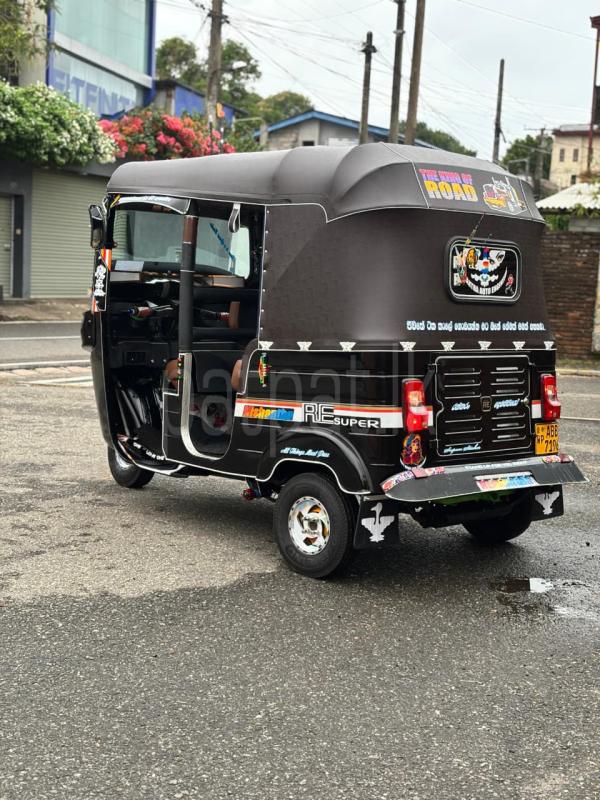 Bajaj Three Wheel 2015 - Used Three wheeler sale in Sri Lanka - patpat.lk