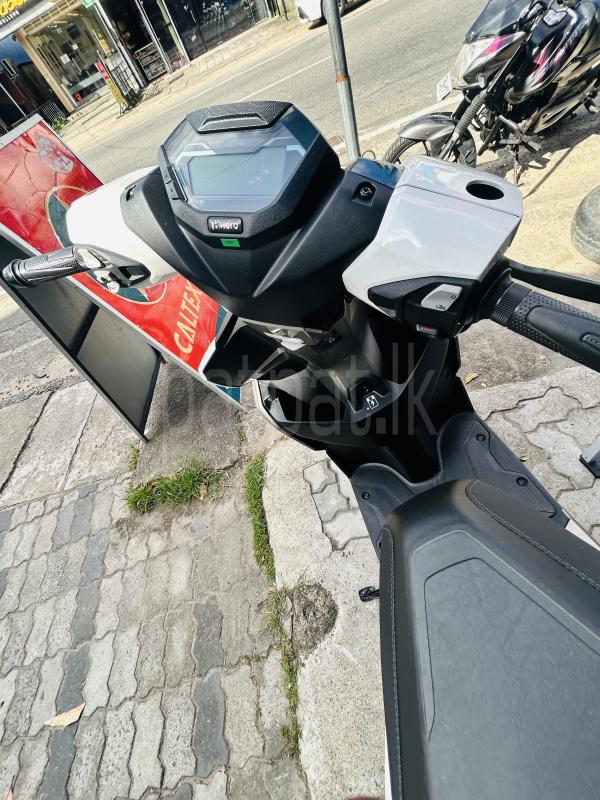 Hero Xoom 2026 - சான்றளிக்கப்பட்டது பைக் sale in Sri Lanka - patpat.lk