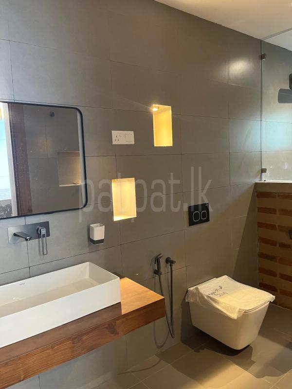 Advertisement image 9