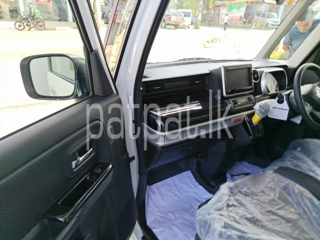 Advertisement image 6