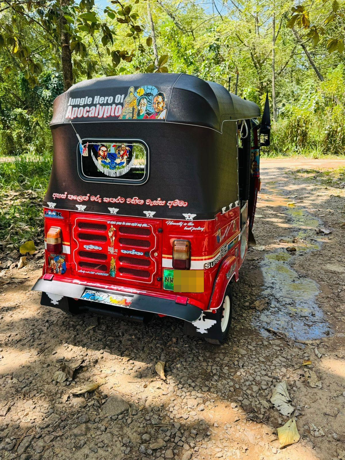 Bajaj Three Wheel 2014 - භාවිතා කරන ලද ත්‍රිරෝද රථය sale in Sri Lanka - patpat.lk