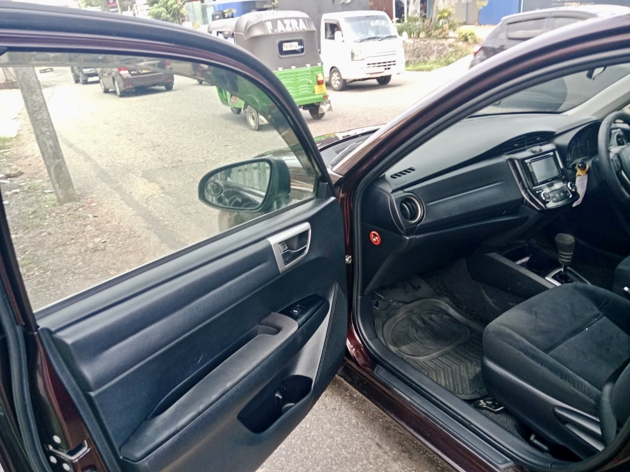 Toyota Axio 2014 - Used Car sale in Sri Lanka - patpat.lk