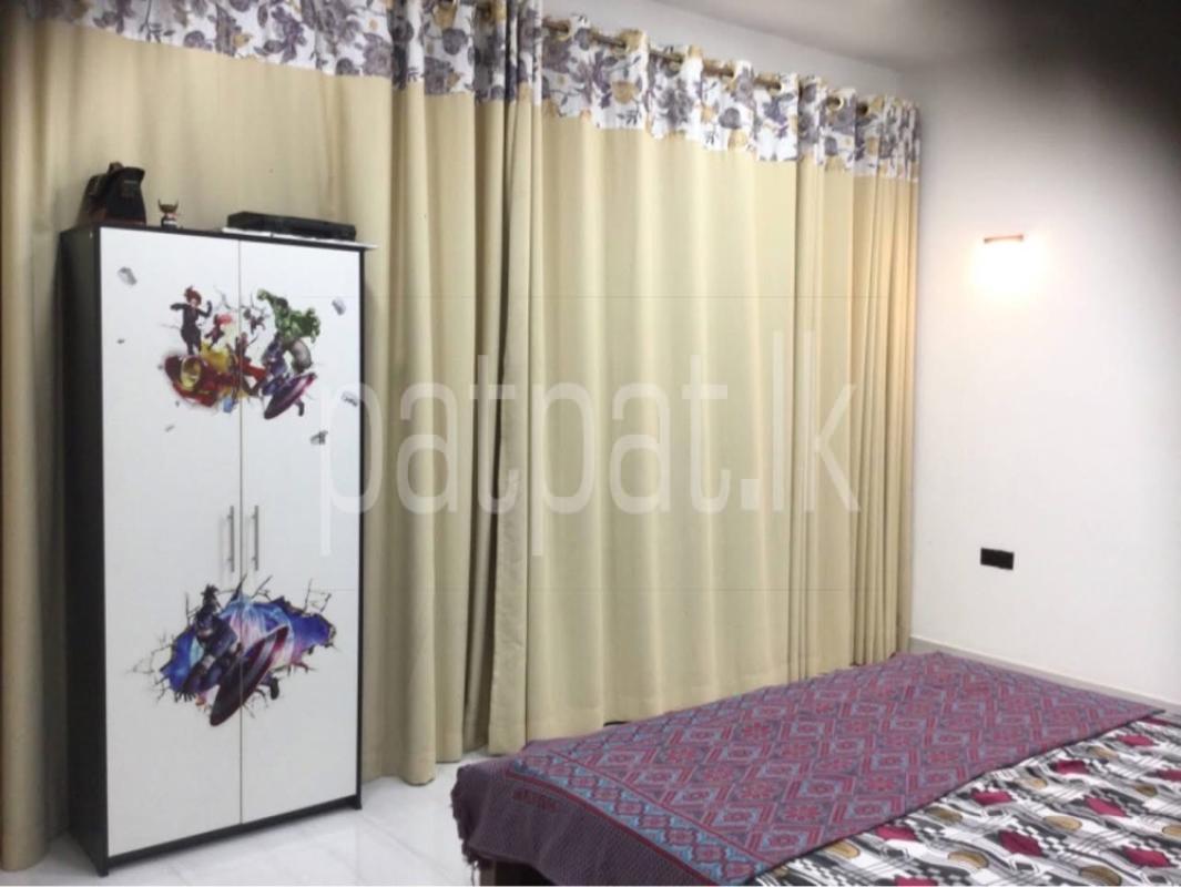 Advertisement image 6