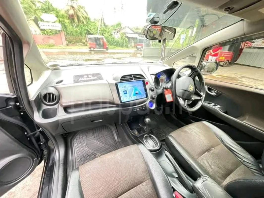 Advertisement image 4