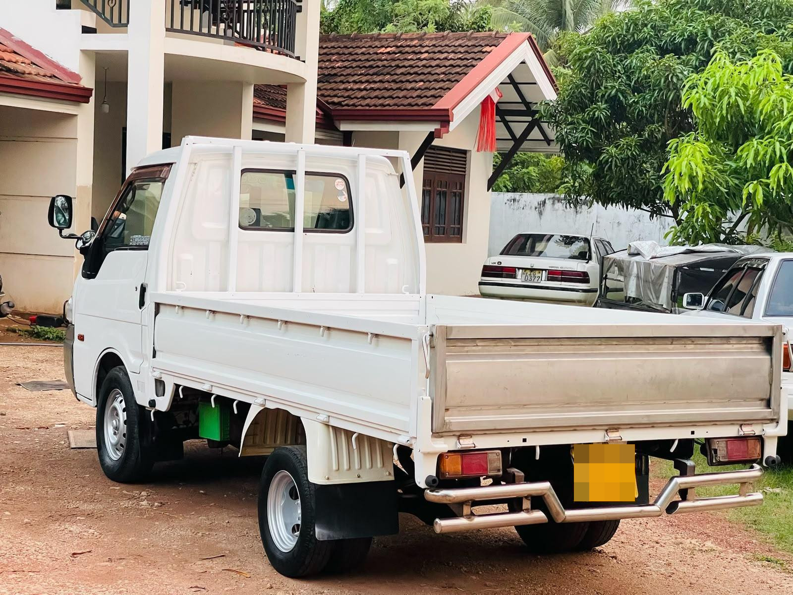Nissan Vanette 2004 - Reconditioned Truck sale in Sri Lanka - patpat.lk