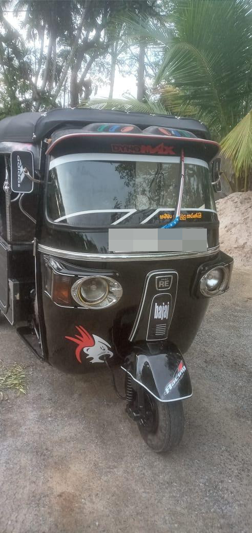 Bajaj Three Wheel 2011 - பயன்படுத்தப்பட்டது முச்சக்கர வண்டி sale in Sri Lanka - patpat.lk