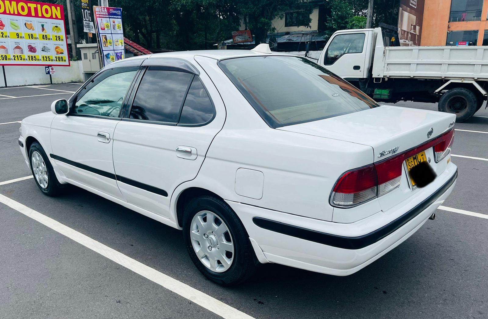 Nissan Sunny 2000 - Used Car sale in Sri Lanka - patpat.lk