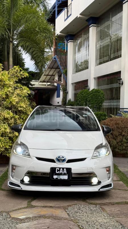Toyota Prius 2012 - Used Car sale in Sri Lanka - patpat.lk