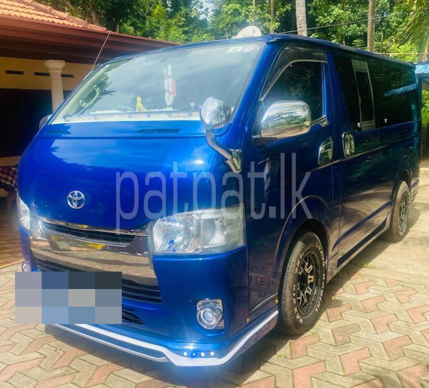 Toyota Hiace 2007 - பயன்படுத்தப்பட்டது வேன் sale in Sri Lanka - patpat.lk
