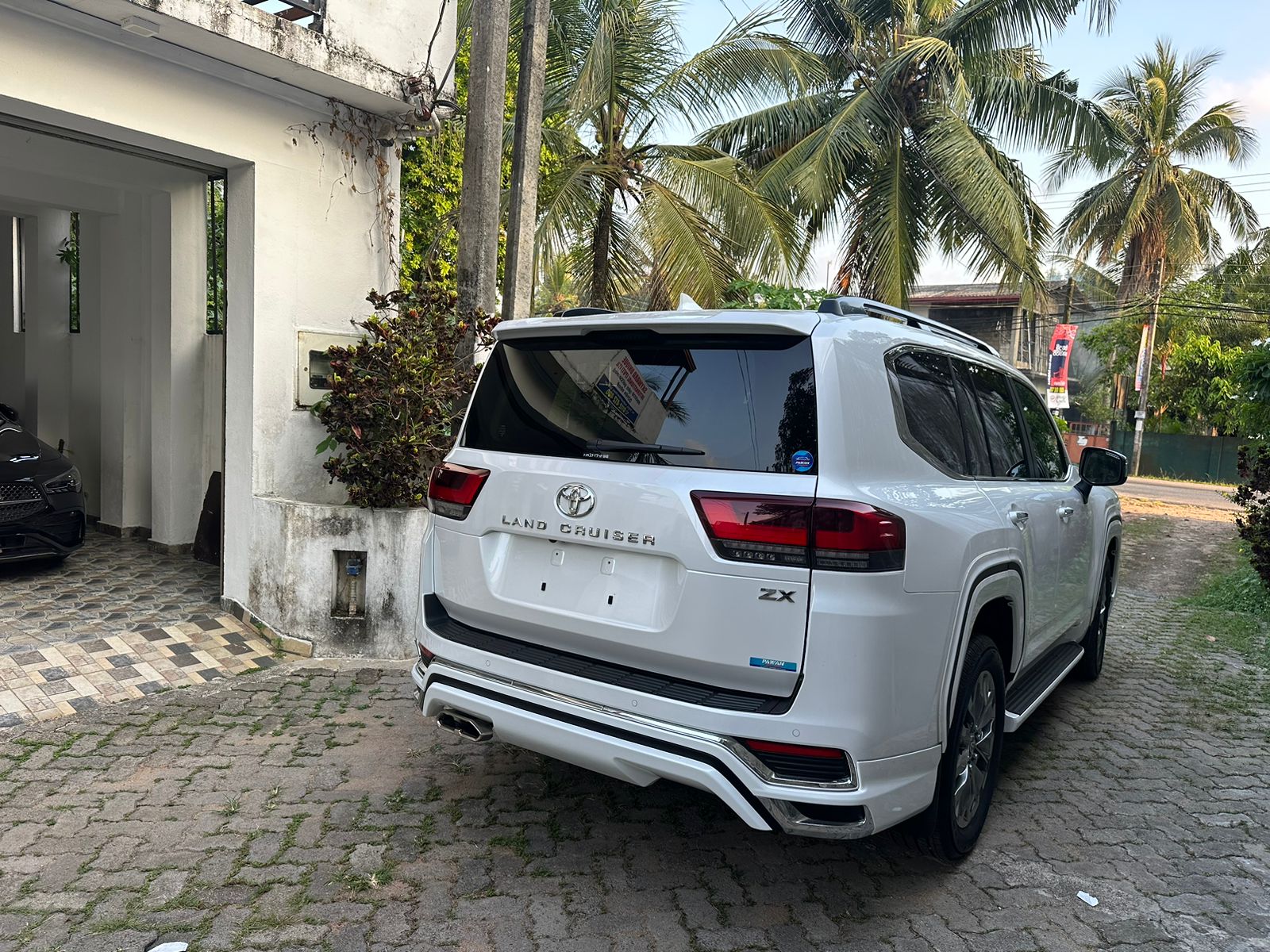 Toyota Land Cruiser 2024 - சான்றளிக்கப்பட்டது SUV sale in Sri Lanka - patpat.lk