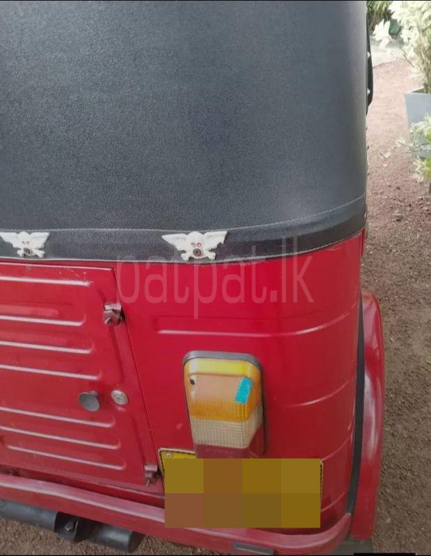 Bajaj 4 stroke 2011 - Used Three wheeler sale in Sri Lanka - patpat.lk