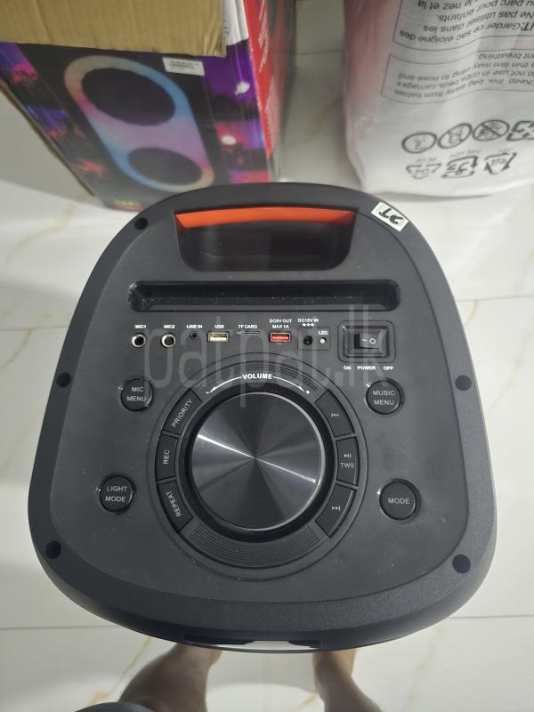 Advertisement image 1