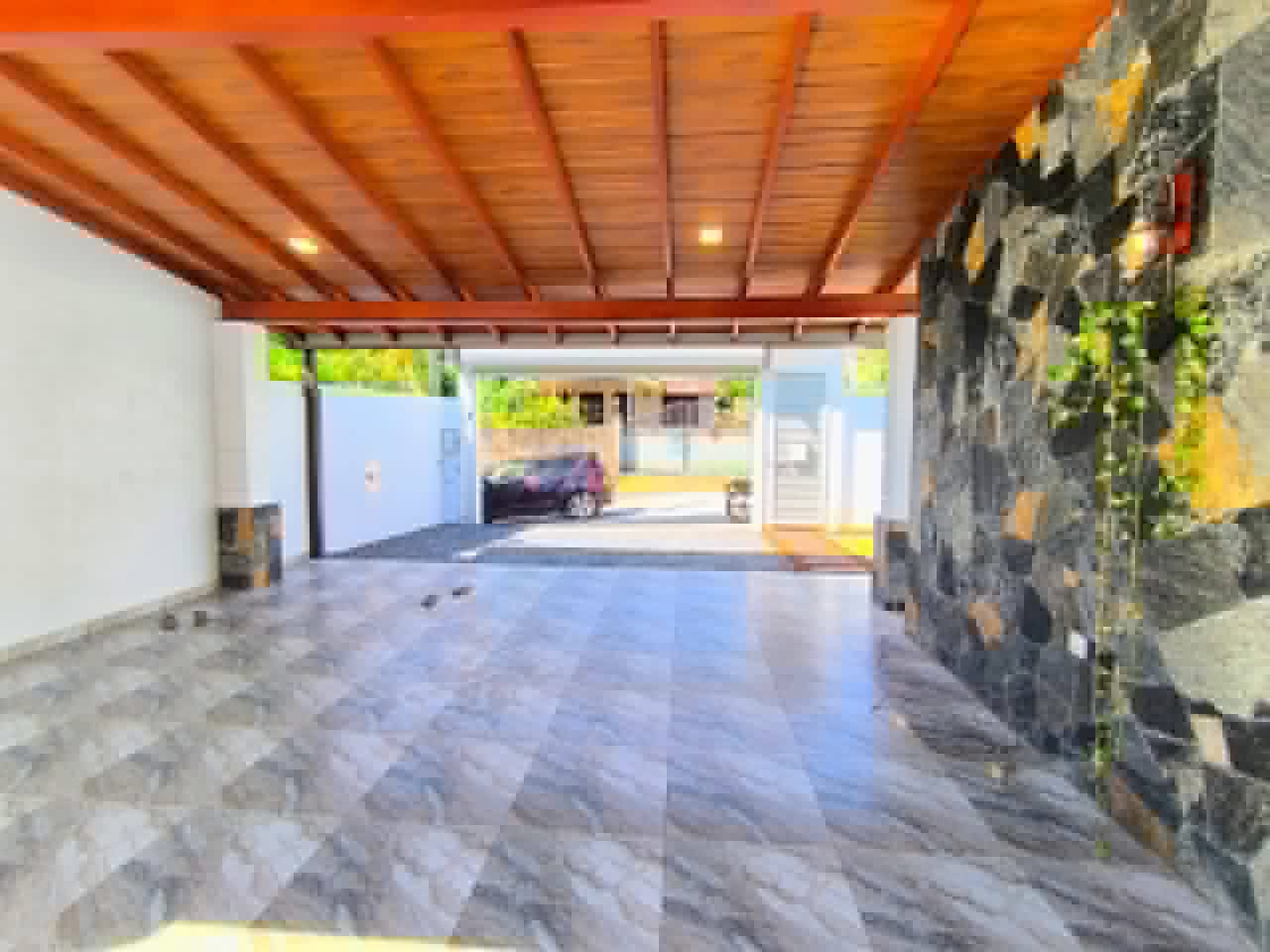 House for Sale in Athurugiriya