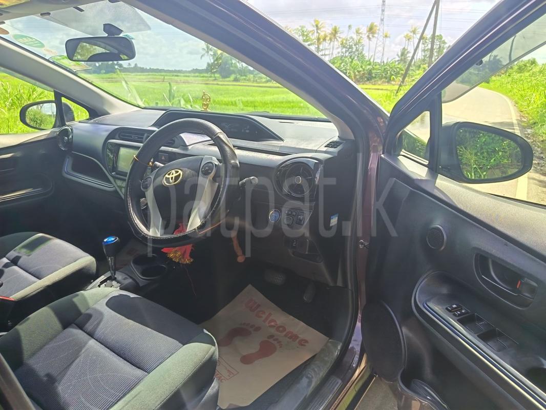 Toyota Aqua 2015 - பயன்படுத்தப்பட்டது கார் sale in Sri Lanka - patpat.lk