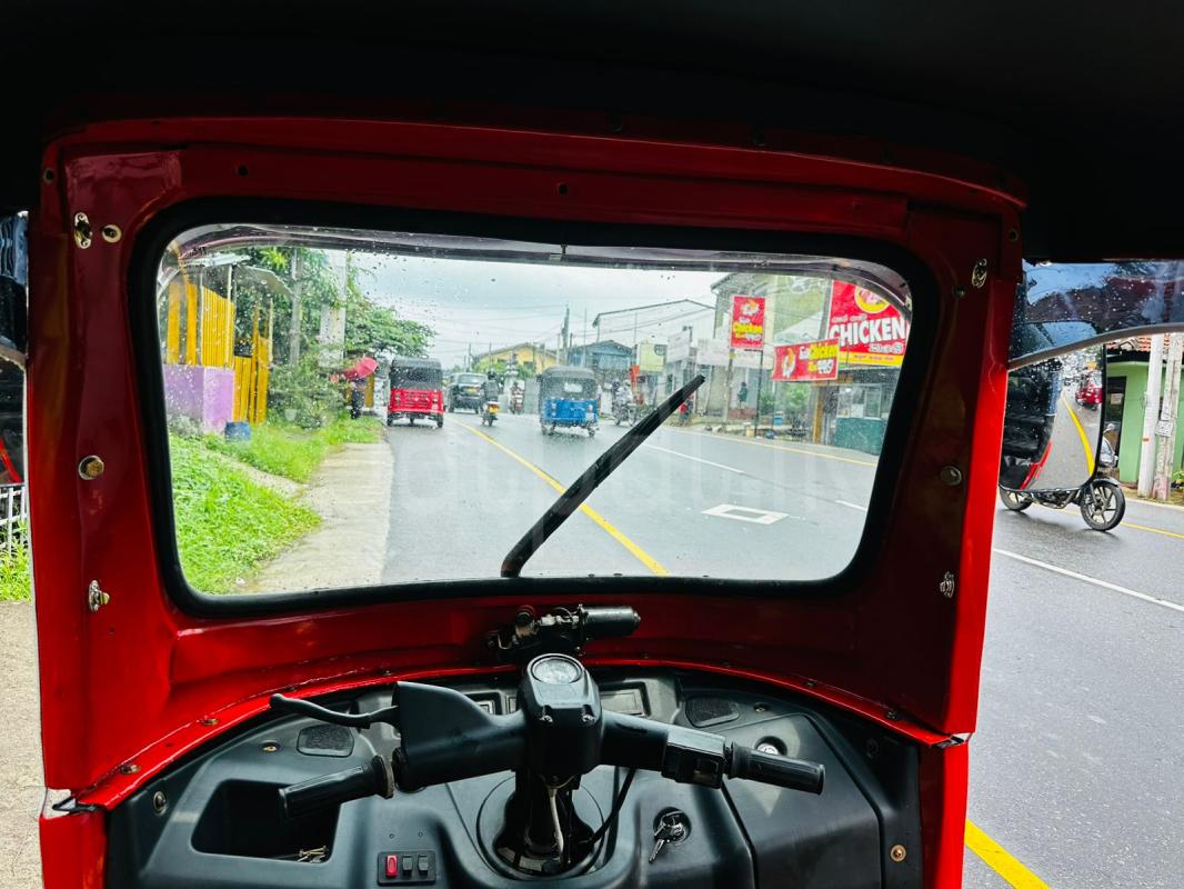 TVS King 2010 - Used Three wheeler sale in Sri Lanka - patpat.lk